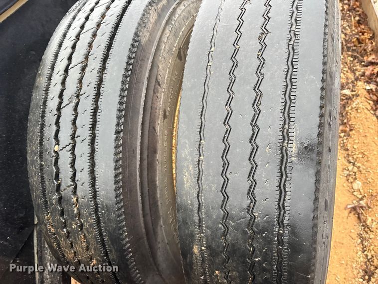 image for item FK2532 1985 Siebert 75T24BTM lowboy equipment trailer