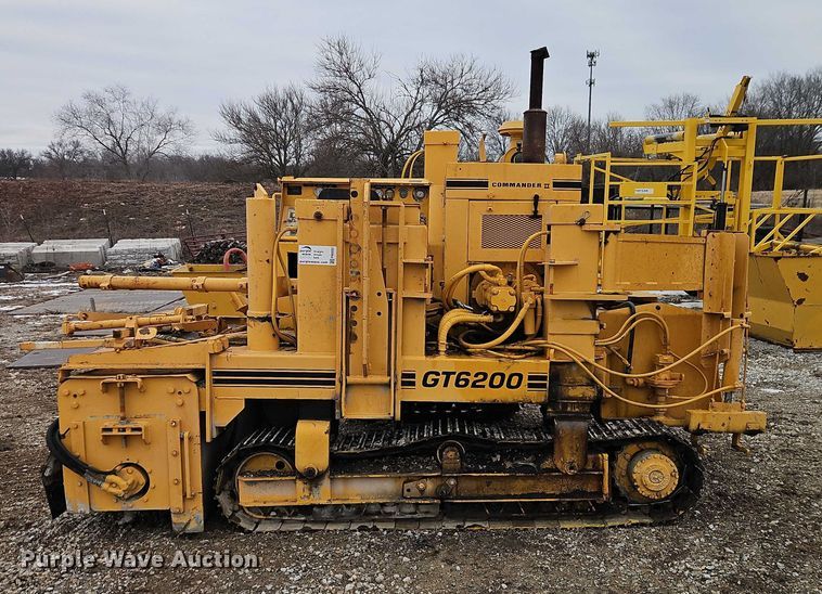 image for item FN5552 Gomaco GT6200 curb machine