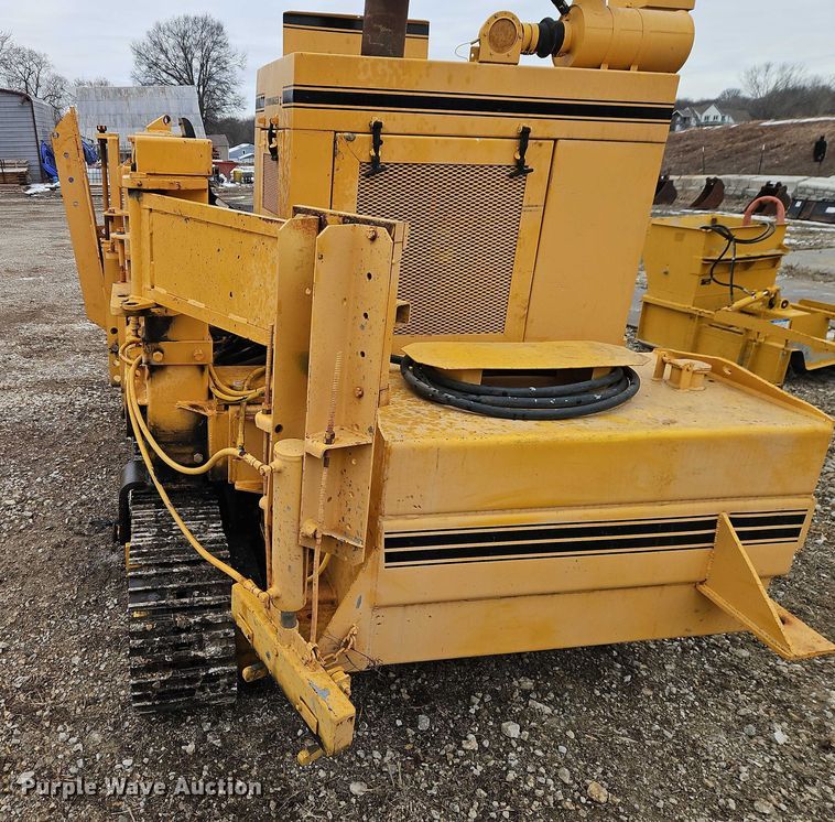 image for item FN5552 Gomaco GT6200 curb machine