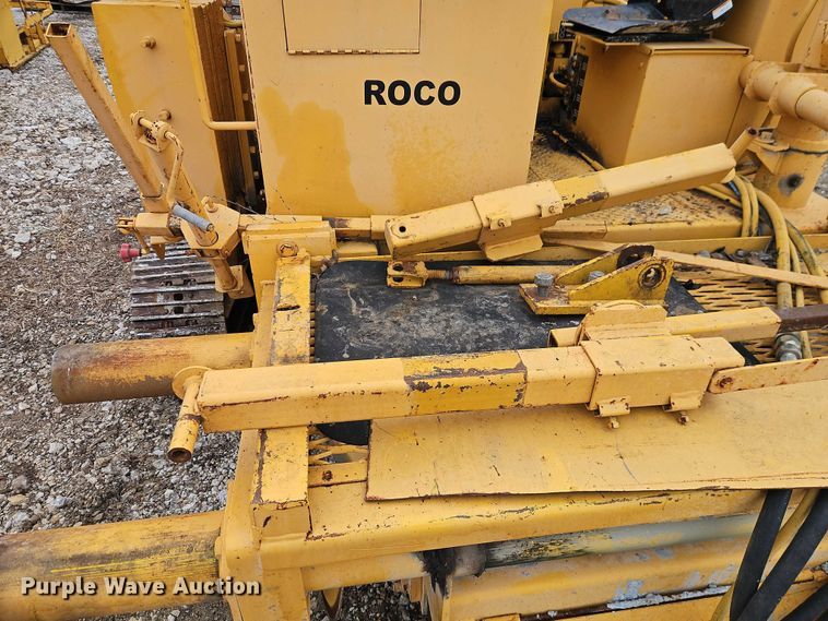 image for item FN5552 Gomaco GT6200 curb machine