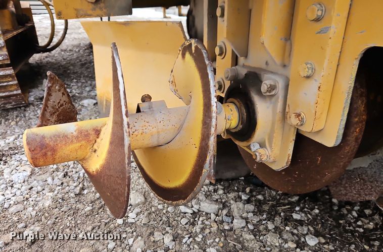 image for item FN5552 Gomaco GT6200 curb machine