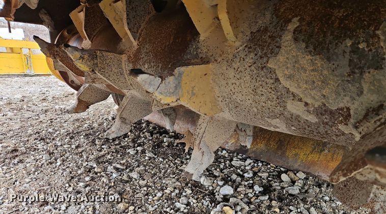 image for item FN5552 Gomaco GT6200 curb machine