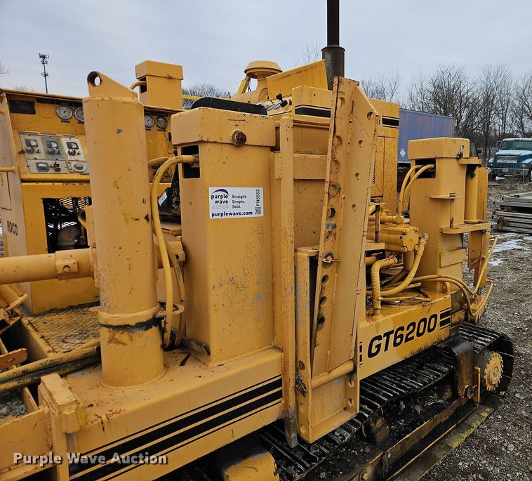 image for item FN5552 Gomaco GT6200 curb machine