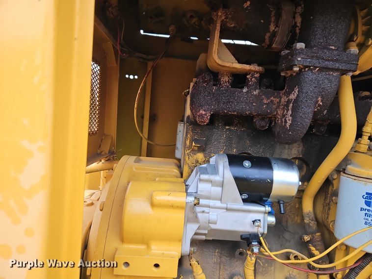 image for item FN5552 Gomaco GT6200 curb machine