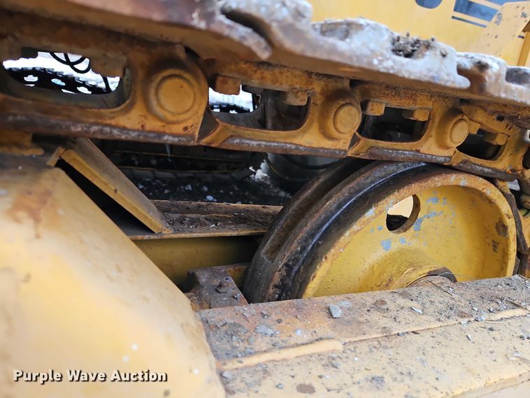 image for item FN5552 Gomaco GT6200 curb machine