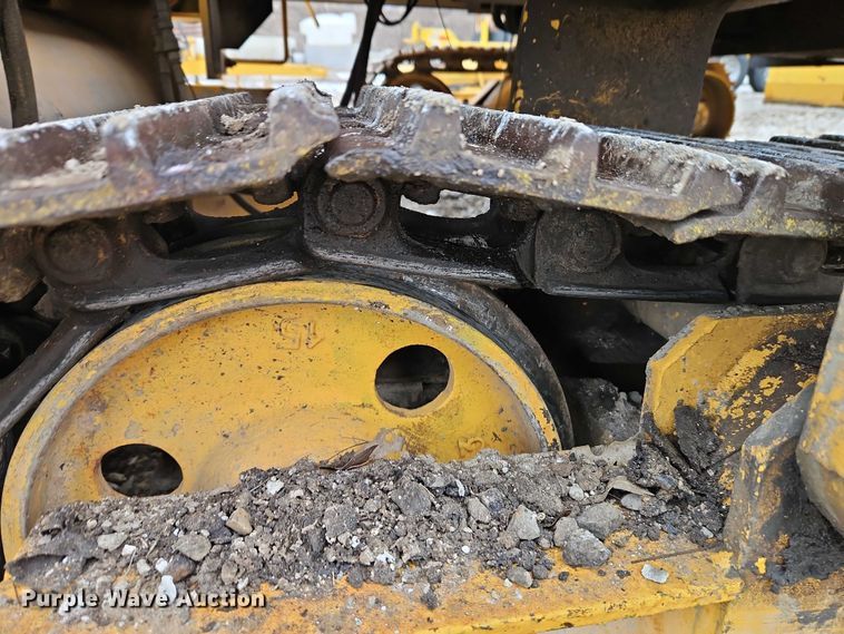 image for item FN5552 Gomaco GT6200 curb machine