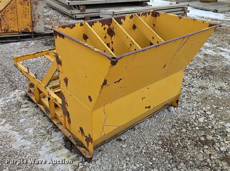 image for item FN5552 Gomaco GT6200 curb machine