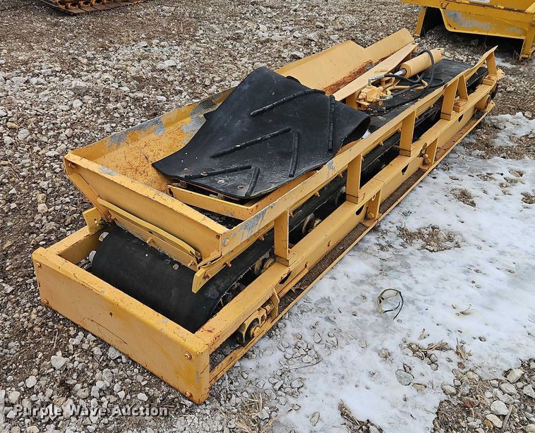 image for item FN5552 Gomaco GT6200 curb machine