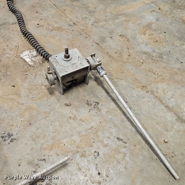 image for item FN5552 Gomaco GT6200 curb machine