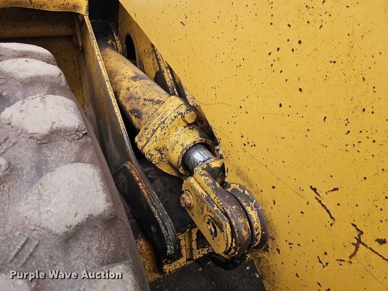 image for item FN5556 1992 Caterpillar 950F wheel loader