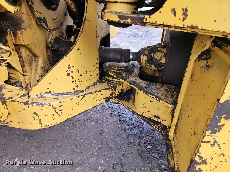 image for item FN5556 1992 Caterpillar 950F wheel loader