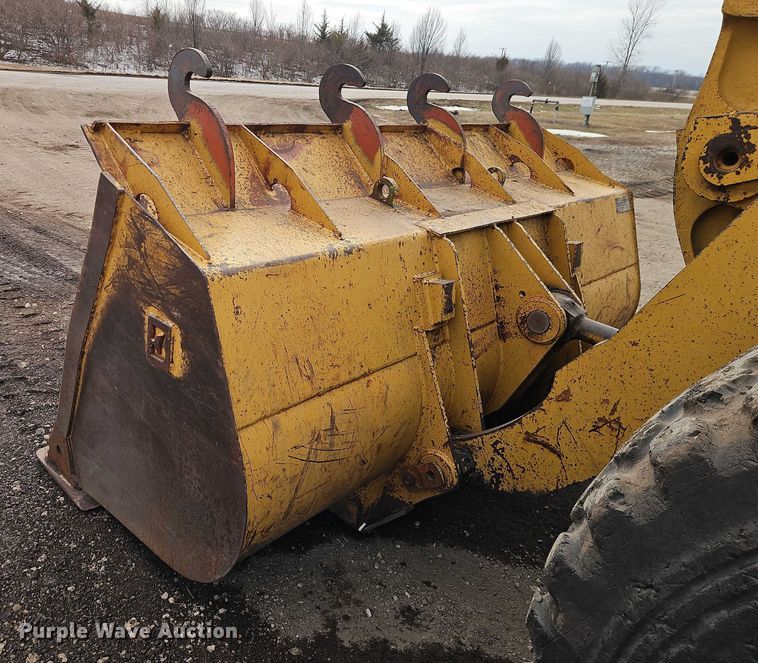 image for item FN5556 1992 Caterpillar 950F wheel loader