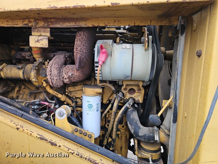 image for item FN5556 1992 Caterpillar 950F wheel loader