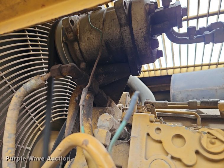 image for item FN5556 1992 Caterpillar 950F wheel loader