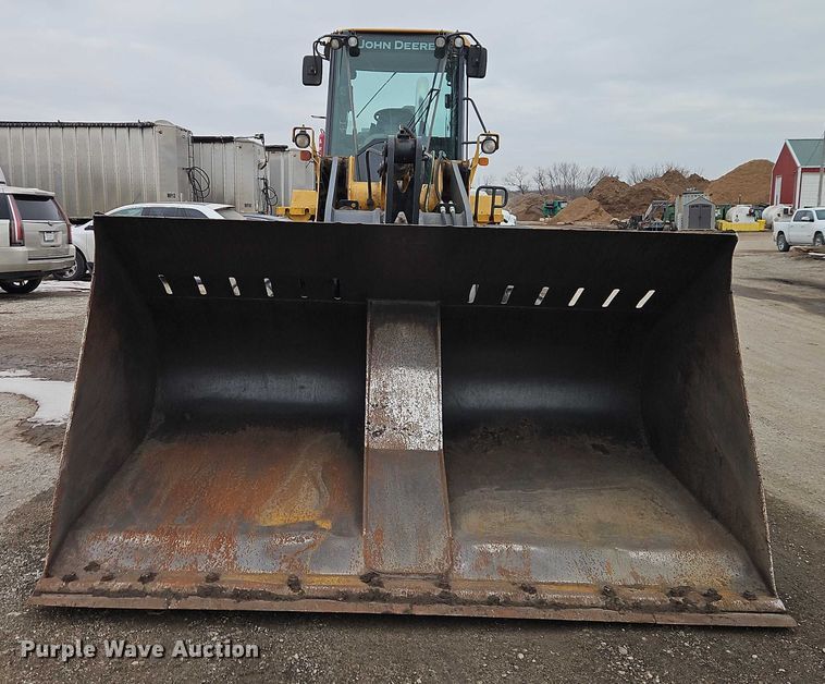 image for item FN5558 2015 John Deere 624K wheel loader