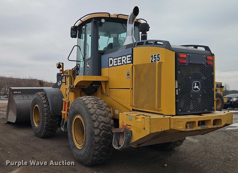 image for item FN5558 2015 John Deere 624K wheel loader