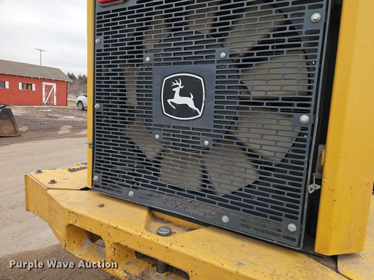 image for item FN5558 2015 John Deere 624K wheel loader
