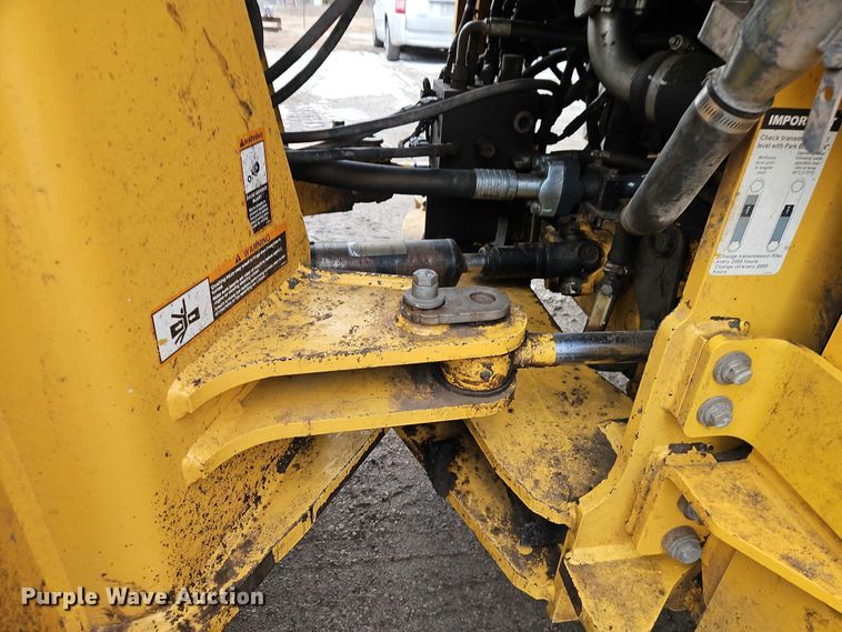 image for item FN5558 2015 John Deere 624K wheel loader