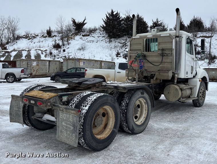 image for item FO3502 2006 Freightliner Columbia semi truck