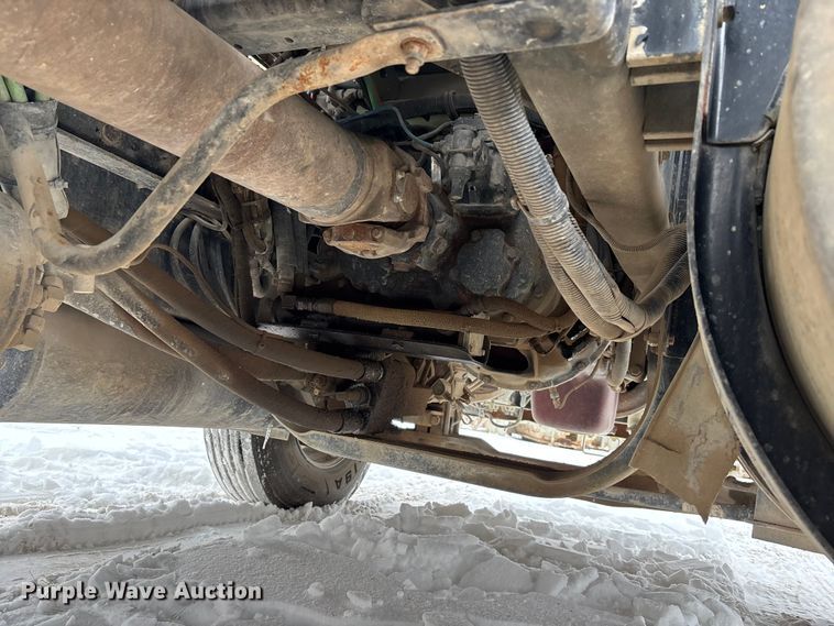 image for item FO3504 2010 Kenworth T800 semi truck