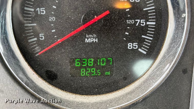 image for item FO3504 2010 Kenworth T800 semi truck