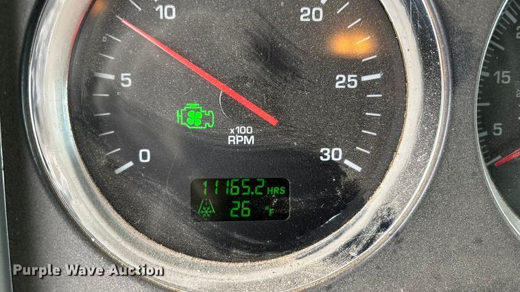 image for item FO3504 2010 Kenworth T800 semi truck