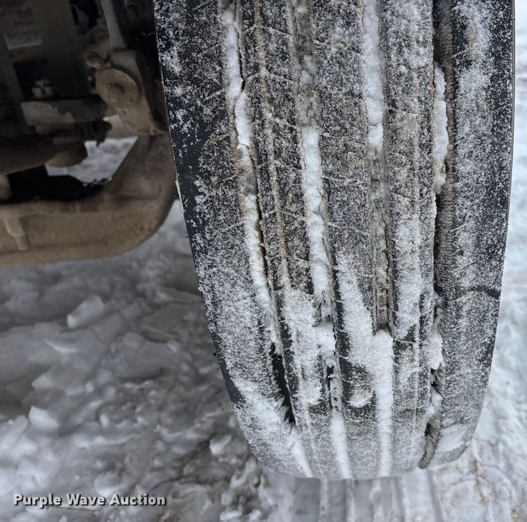 image for item FO3504 2010 Kenworth T800 semi truck