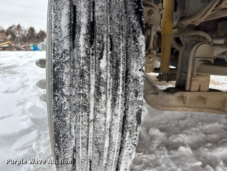 image for item FO3504 2010 Kenworth T800 semi truck