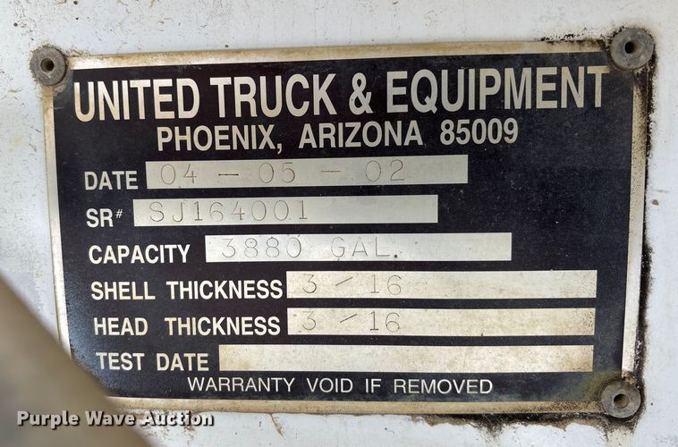 image for item FO3505 2002 International 2554 water truck