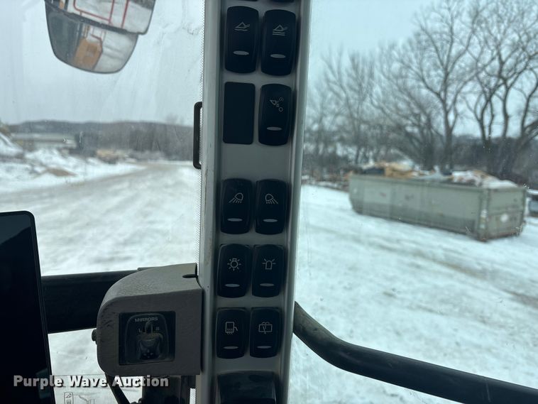 image for item FO3506 2016 Volvo L220H wheel loader