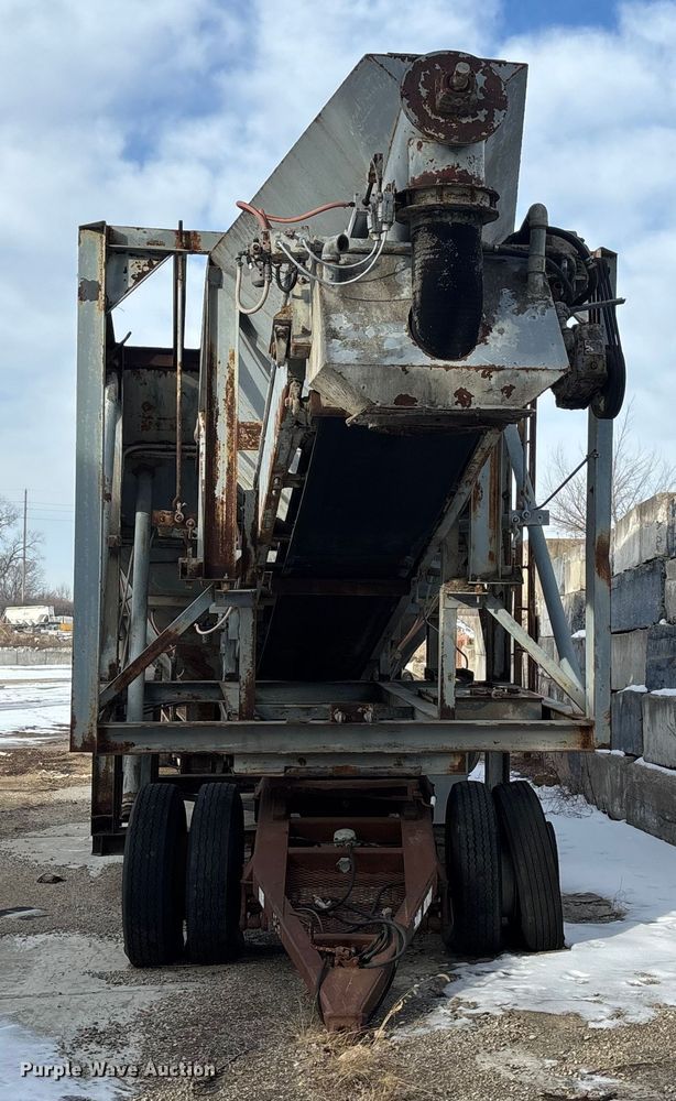 image for item FO3509 Con-E-Co Low Pro concrete plant