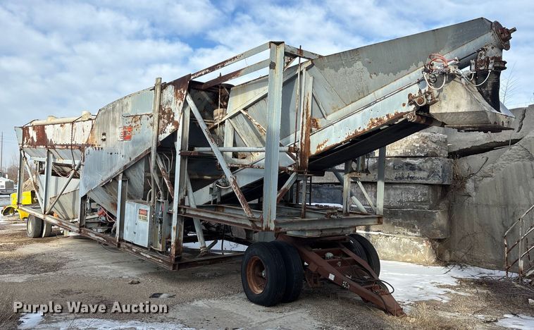 image for item FO3509 Con-E-Co Low Pro concrete plant
