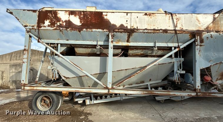 image for item FO3509 Con-E-Co Low Pro concrete plant
