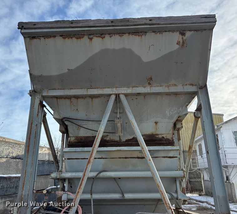 image for item FO3509 Con-E-Co Low Pro concrete plant