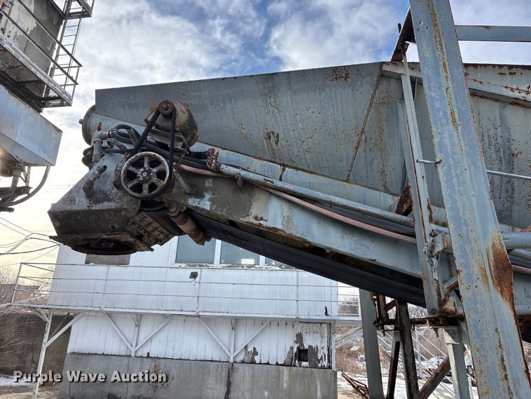 image for item FO3509 Con-E-Co Low Pro concrete plant