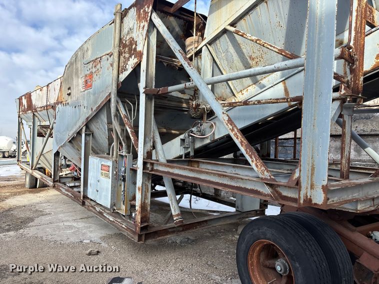 image for item FO3509 Con-E-Co Low Pro concrete plant