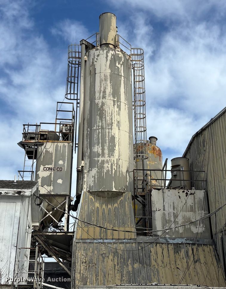 image for item FO3510 1993 Con-E-Co concrete plant