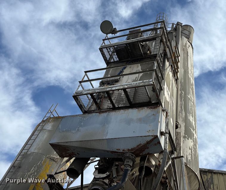 image for item FO3510 1993 Con-E-Co concrete plant