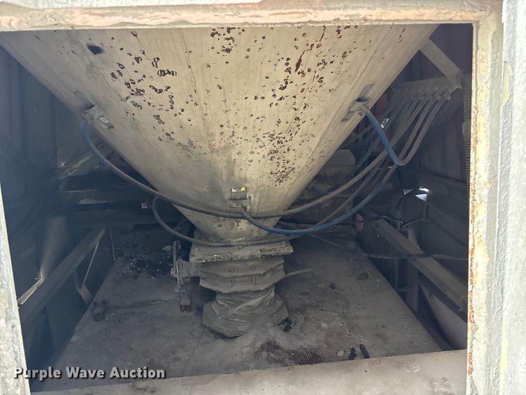 image for item FO3510 1993 Con-E-Co concrete plant