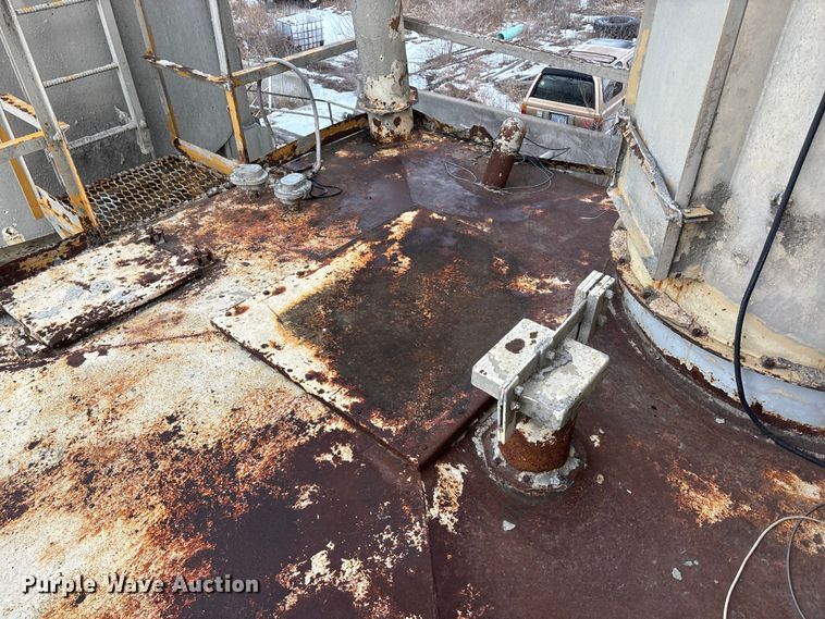 image for item FO3510 1993 Con-E-Co concrete plant