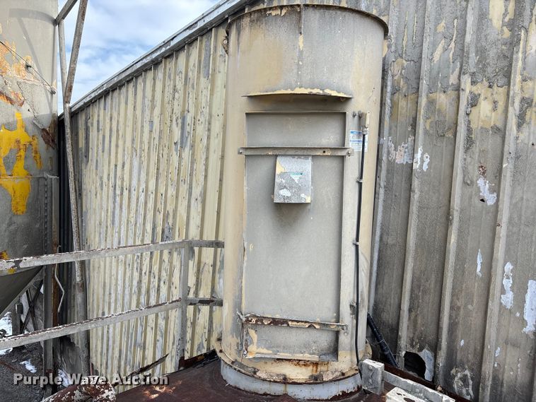 image for item FO3510 1993 Con-E-Co concrete plant