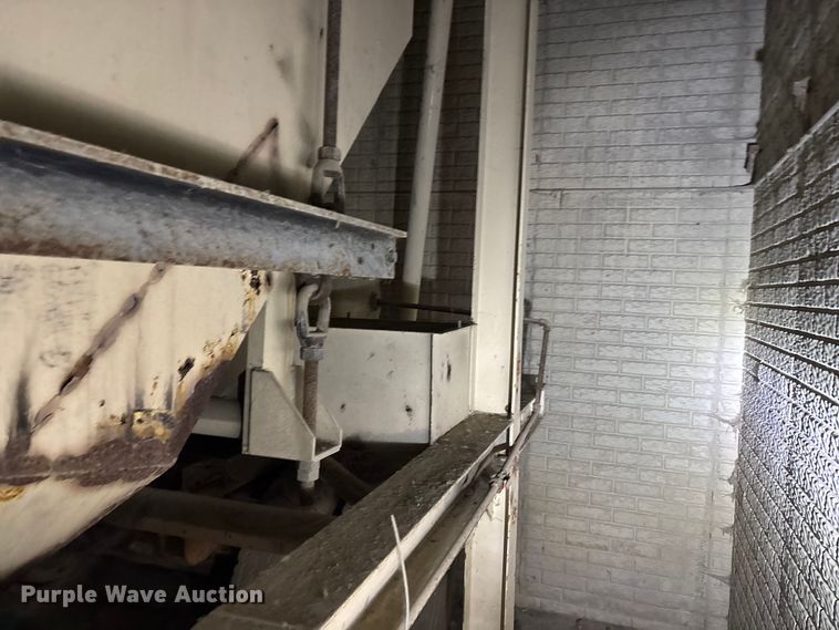 image for item FO3510 1993 Con-E-Co concrete plant