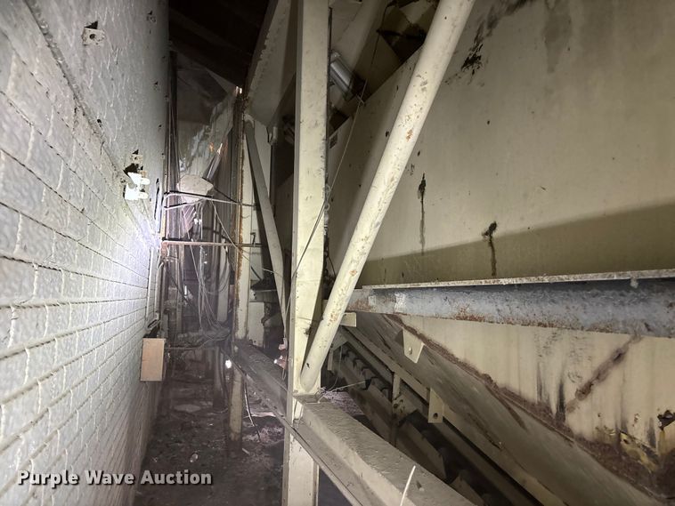 image for item FO3510 1993 Con-E-Co concrete plant