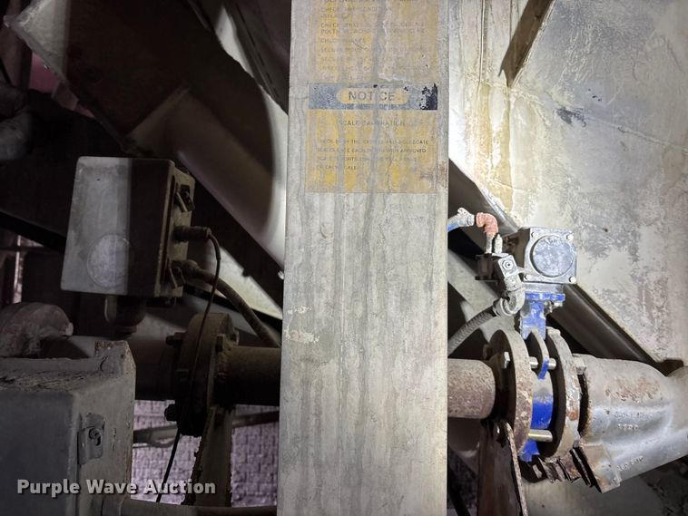 image for item FO3510 1993 Con-E-Co concrete plant