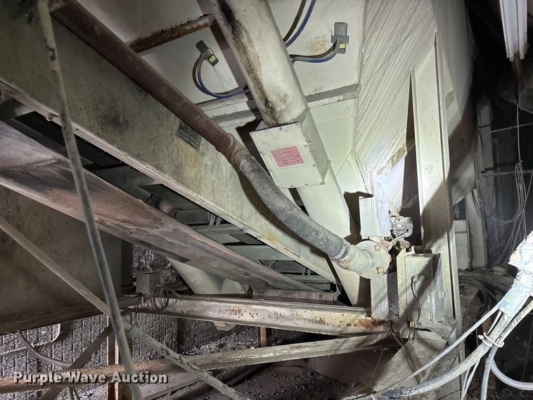 image for item FO3510 1993 Con-E-Co concrete plant