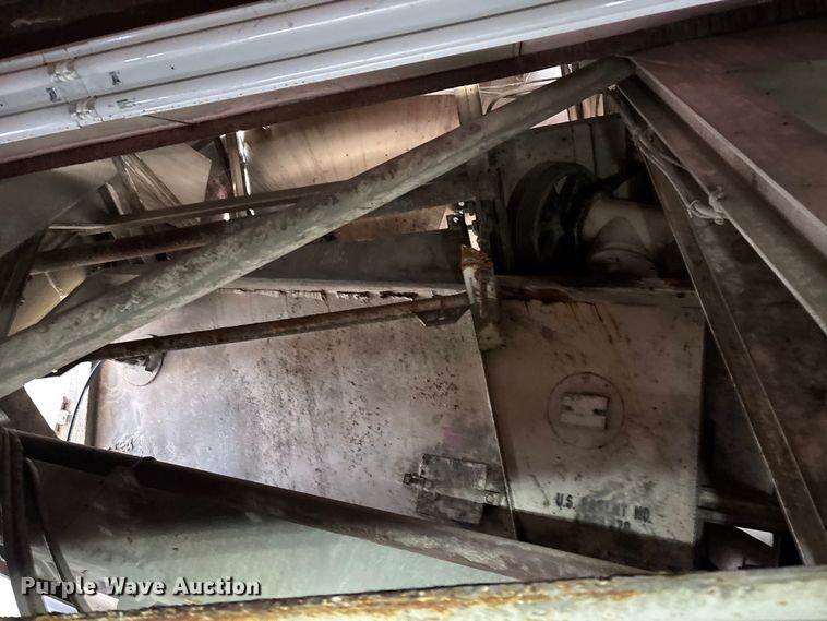 image for item FO3510 1993 Con-E-Co concrete plant