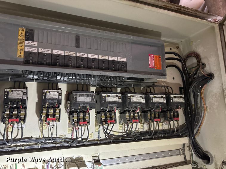 image for item FO3510 1993 Con-E-Co concrete plant