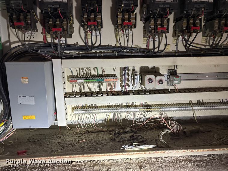 image for item FO3510 1993 Con-E-Co concrete plant