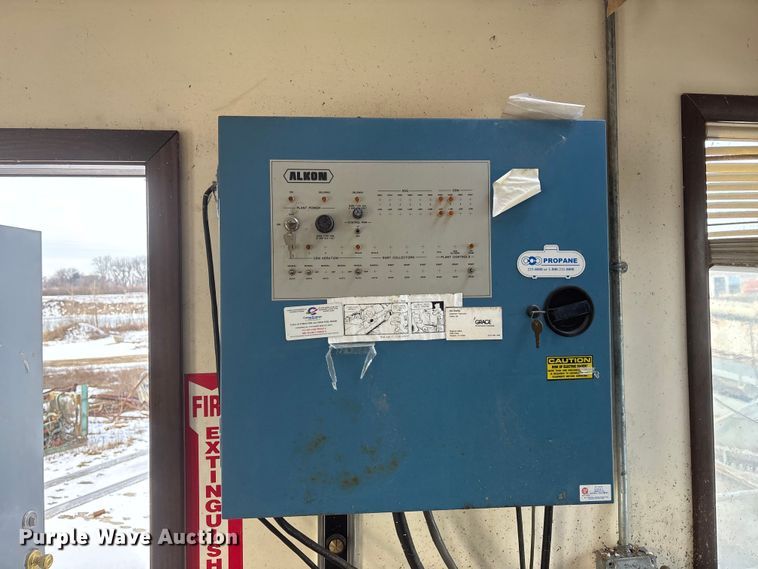 image for item FO3510 1993 Con-E-Co concrete plant