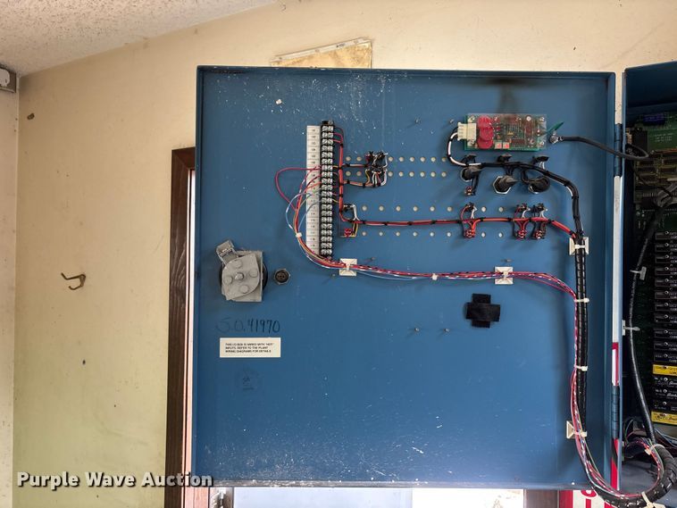 image for item FO3510 1993 Con-E-Co concrete plant